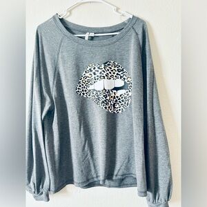 Cato Gray Sweater with Leopard Lip Design